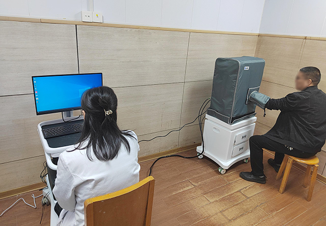 雙能X射線骨密度儀:1-2 分鐘高效完成骨密度檢測